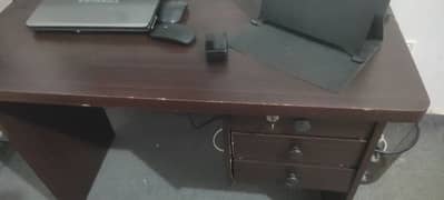 Computer or office table (price is negotiable)