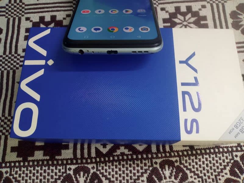 vivo y12s with box and infinix charger 3/32 GB 2