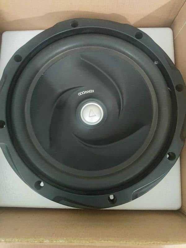 Kenwood Subwoofer Brand New for car , Amplifier 0