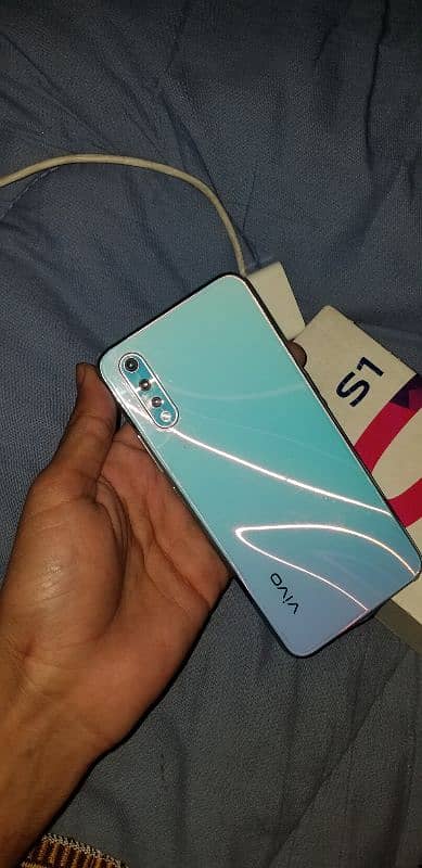 vivo s1 with box 4/128 6