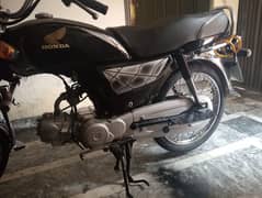 Honda CD 70 2024