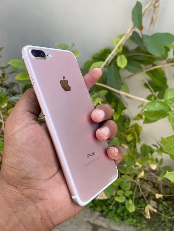 iphone 7 plus in just 31000 0