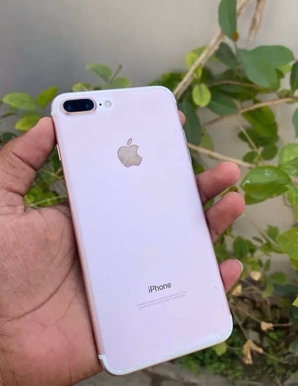 iphone 7 plus in just 31000 1