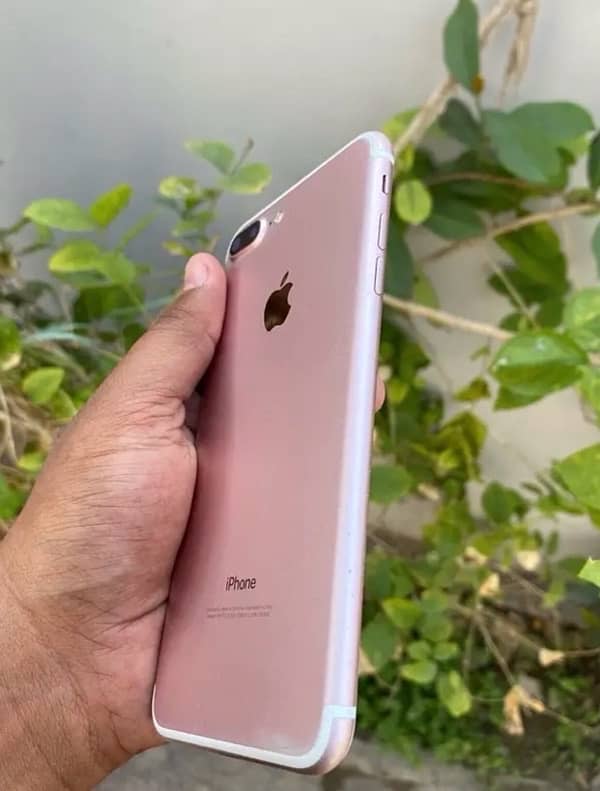 iphone 7 plus in just 31000 2