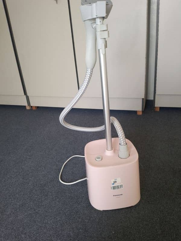 Panasonic garment steamer pink. 03408318776 2