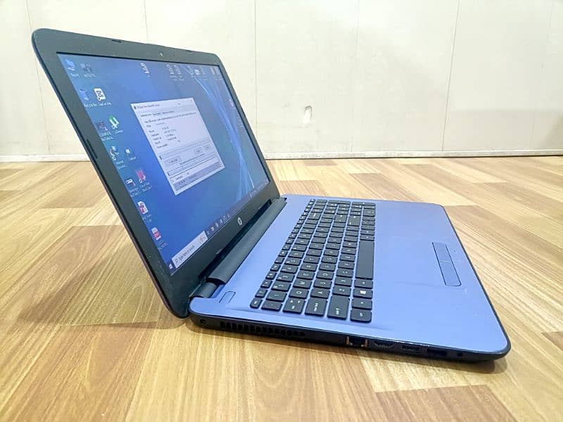 HP Laptop || AMD A8-6410 APU with AMD Radeon R5 Graphics 0