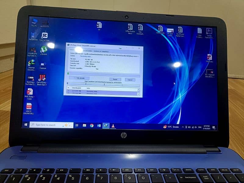 HP Laptop || AMD A8-6410 APU with AMD Radeon R5 Graphics 5