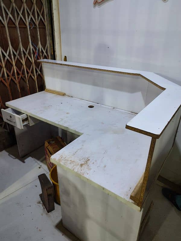 Reception White Counter for Office & Shop. 5