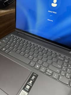 Yoga 7i 15th Gen core Ultra 5 125u