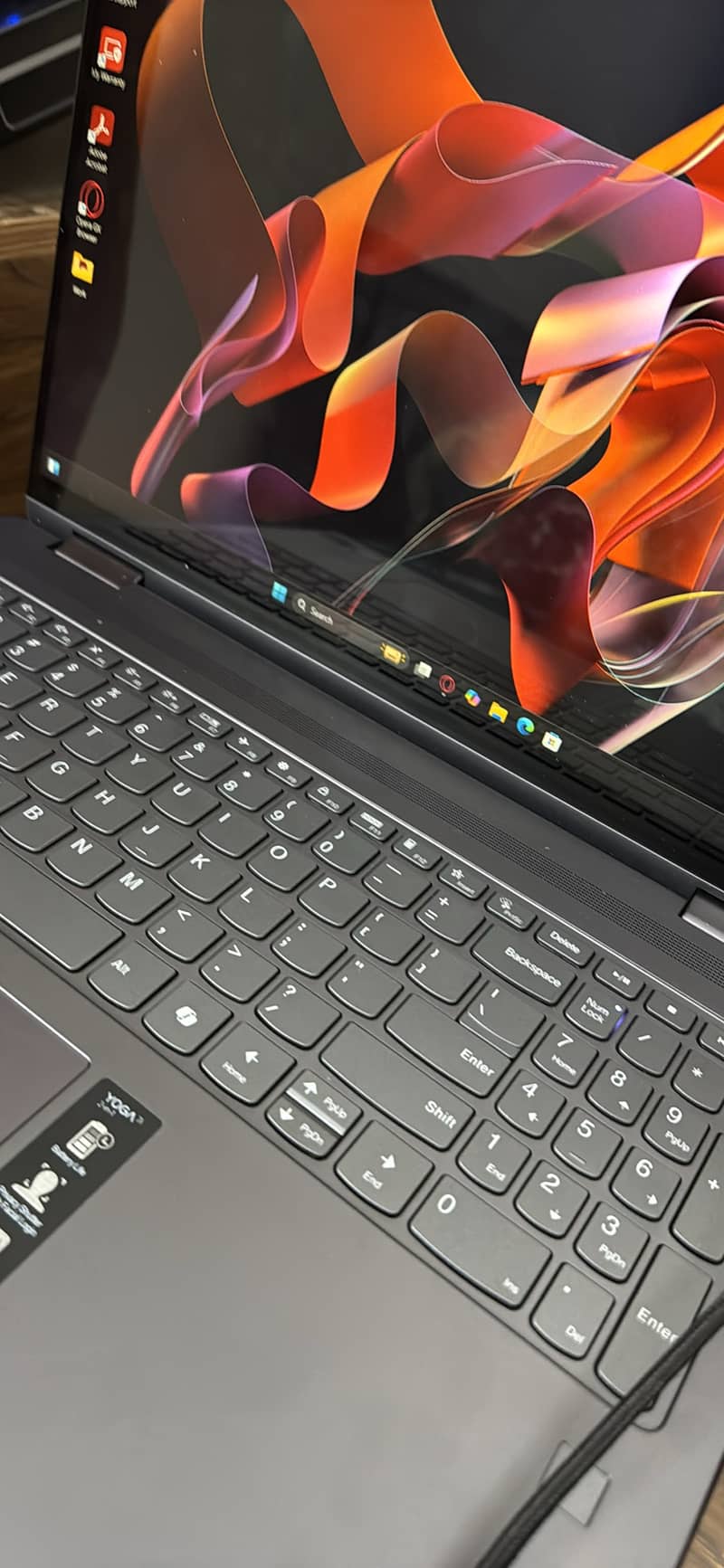 Yoga 7i 15th Gen core Ultra 5 125u 1