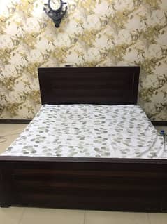 Queen Size wood bed