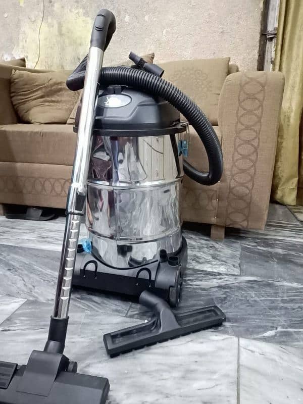 VACUUM CLEANER GOOD CONDITION 3