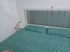 Bed room set