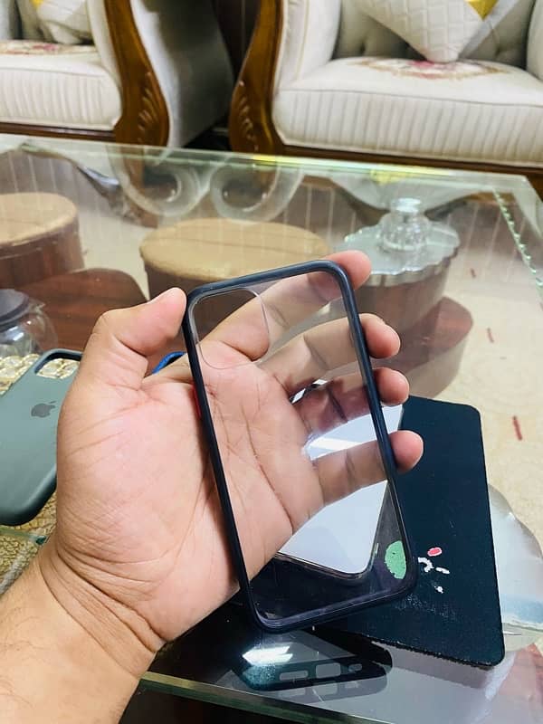 Premium iPhone 11 Pro Cover 3