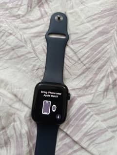 Apple Watch S. E Brand new.