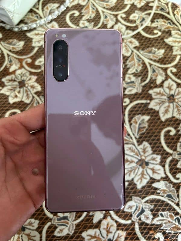 Sony Xperia Sogo2 non pta total genuine in good conition exchange also 5