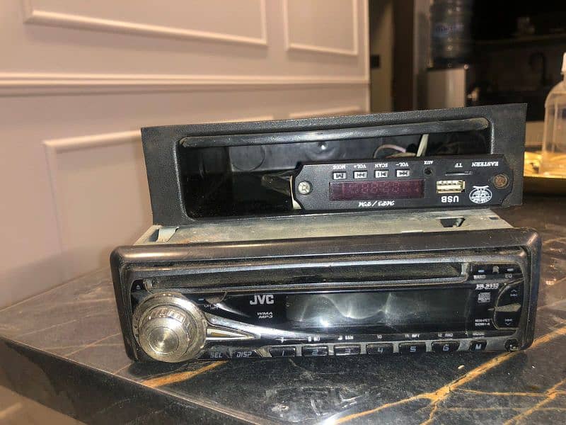 car CD player with fm radio 2