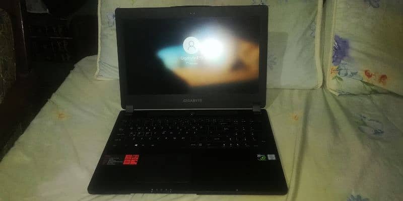 Gigabyte p35 Laptop 8