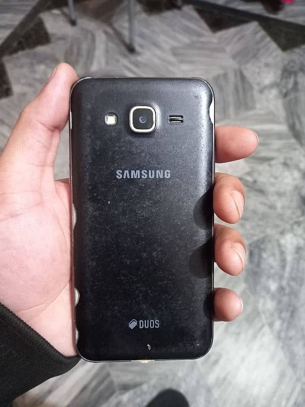 Samsung Galaxy J5 In Orignal Condition 7