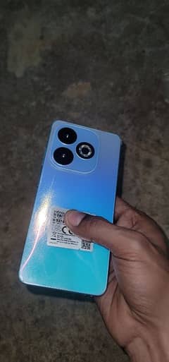 infinix smart 8 pro 4 128 watsap 03701365452