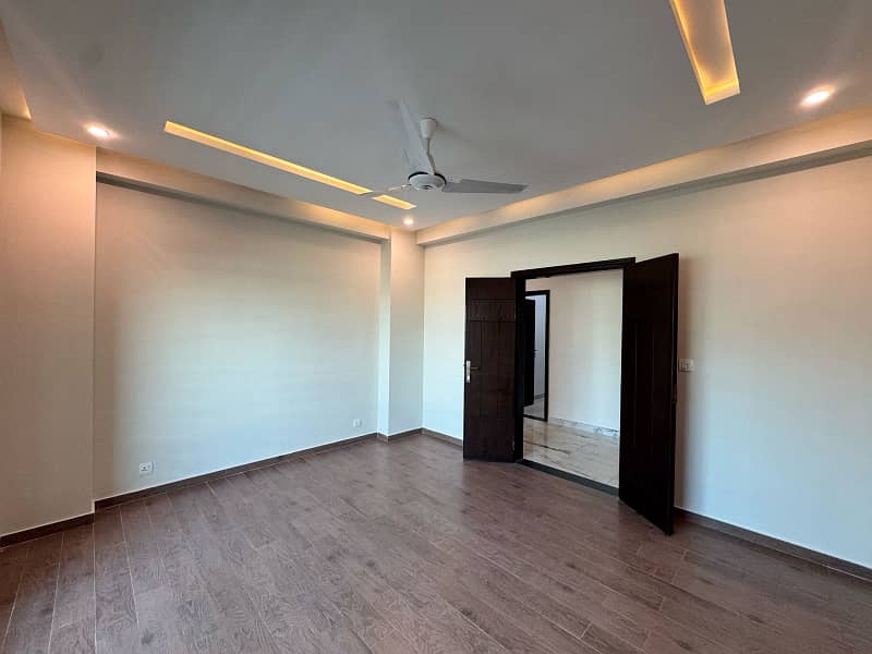 Jameel Sons Real Estate Offers 10 Marla Flat Is Available For Rent In Askari 11 Sector D At Super Hot Location 20