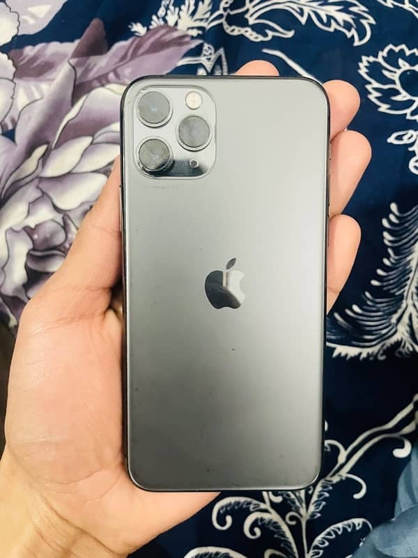 iphone 11pro (non pta)  urgent sale 1