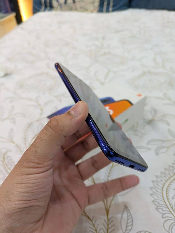 Xiaomi Mi A3 4G 4/128 Blue Official PTA. 5