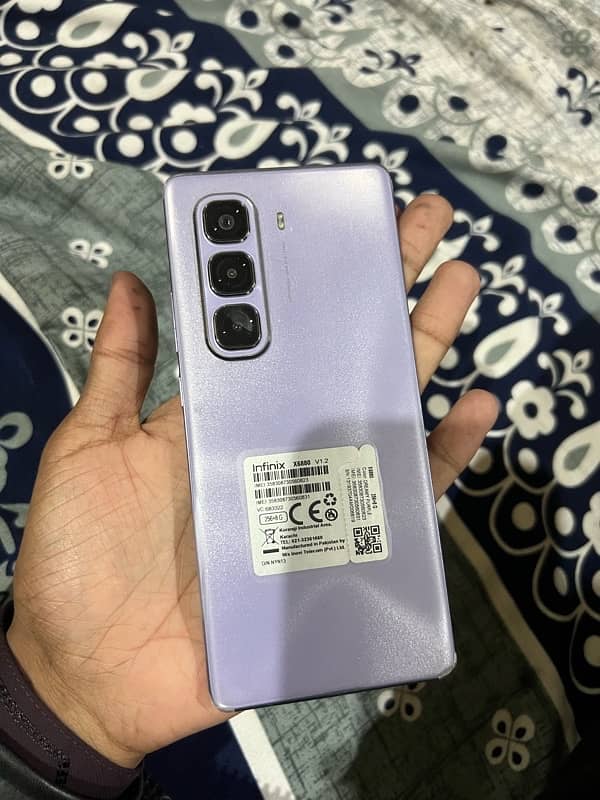 infinix hot 40 pro plus . 2