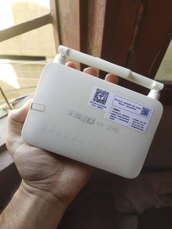 Huawei HG8145C5 Epon Fiber WiFi Router 0