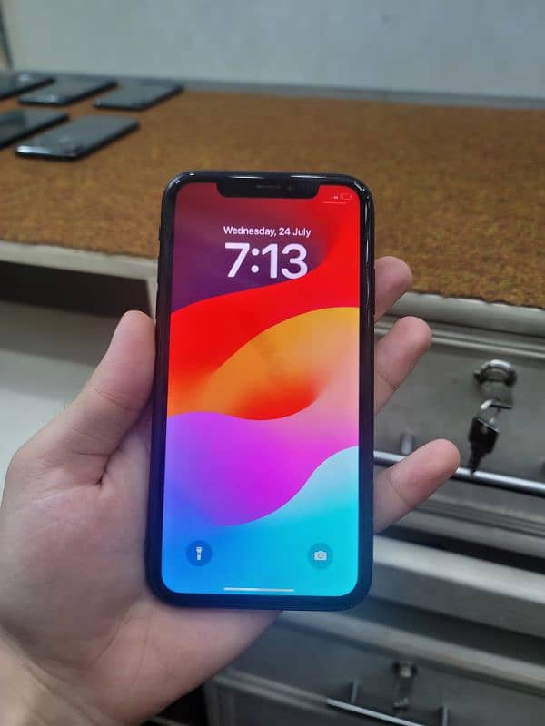 iphone XR 3