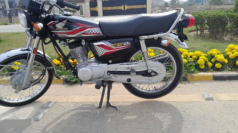 just new bike cantact nmbr 03194409089 4