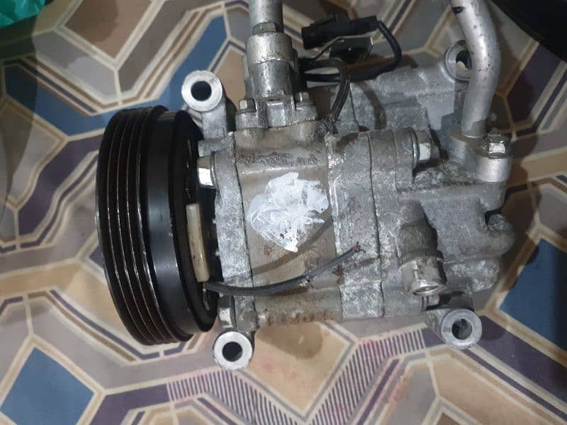 Geniune Suzuki Swift Car AC Compressor - Urgent sale 0