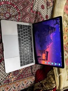 macbook pro 2016