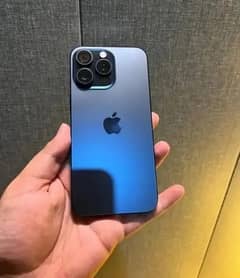 iphone 15  pro  128 GB LLA