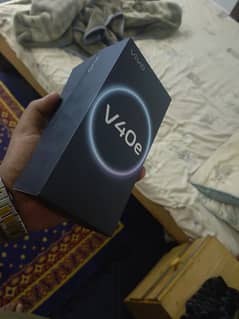 vivo v40e