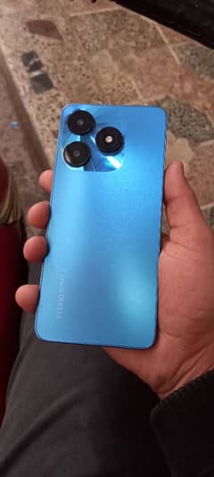 Tecno Spark 10 (4+4 128)