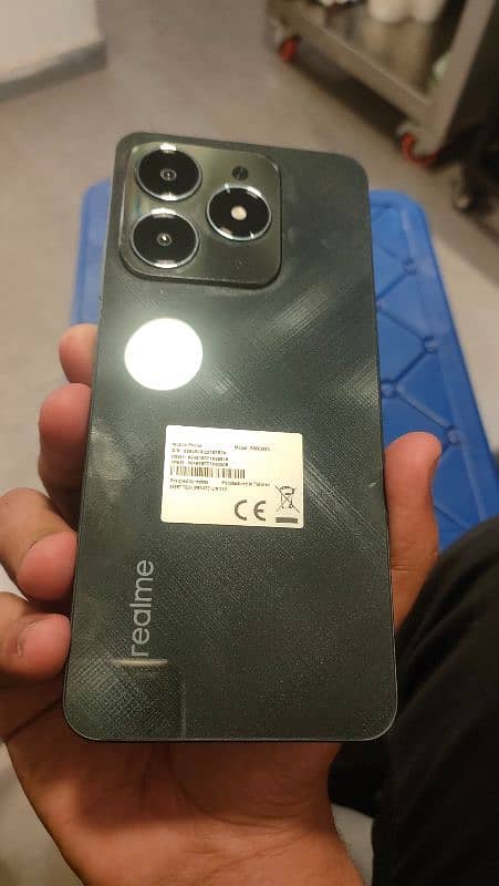 Realme c61 4