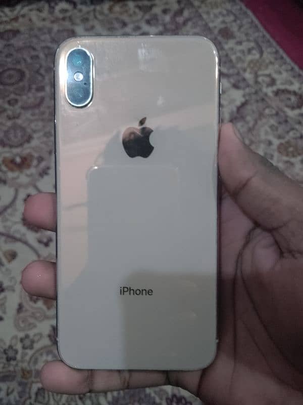 iphone xs pta approved all okay bas panal kharab ba ke okay set 2