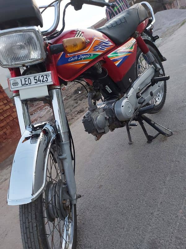 Honda CD 70 10