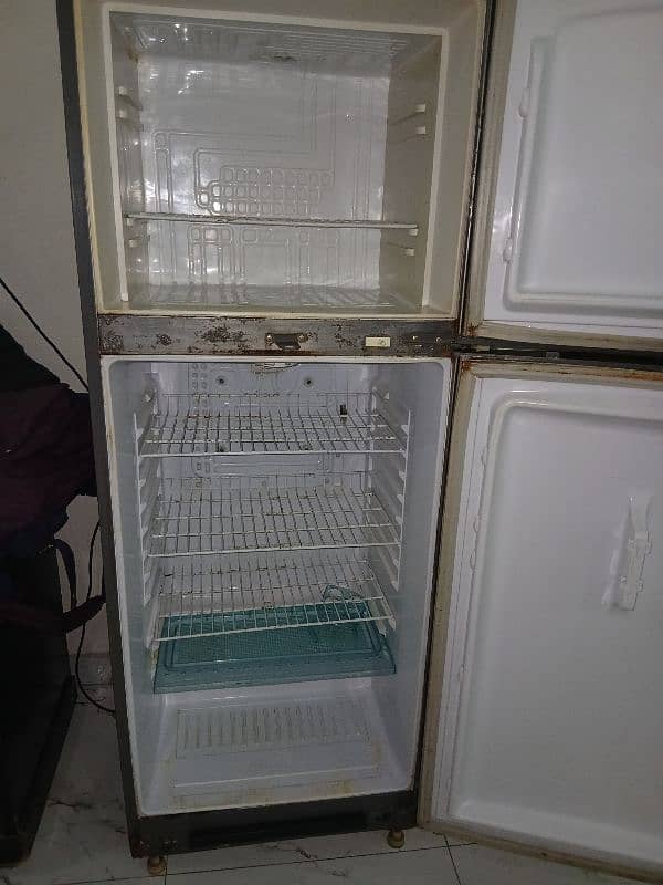 fridge 0