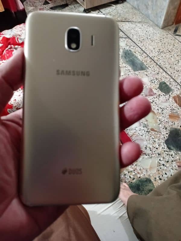 samsung j4 with box 1