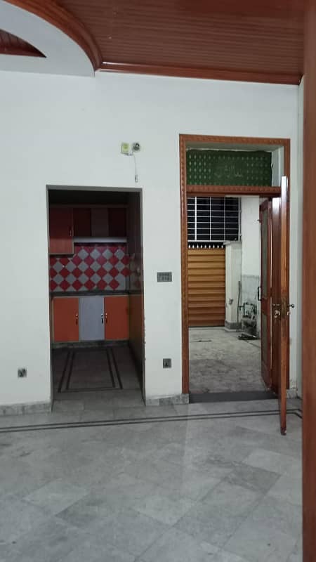 4 Marla Upper Portion For Rent In Shabaz Block Mustafa Town 2