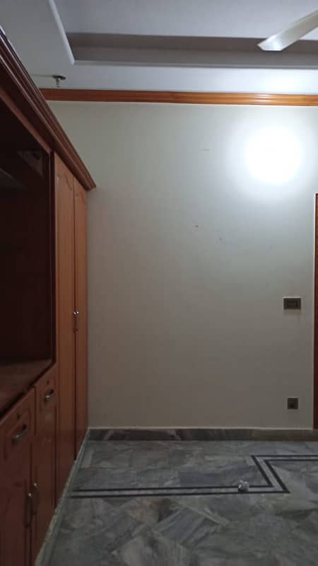 4 Marla Upper Portion For Rent In Shabaz Block Mustafa Town 5