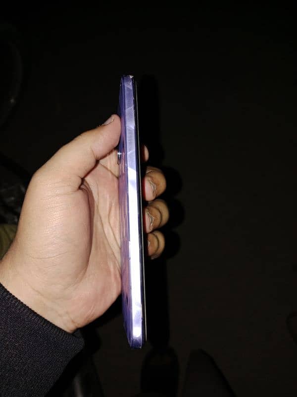 vivo y17s 2