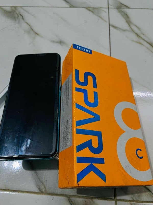 tecno spark 8C 6