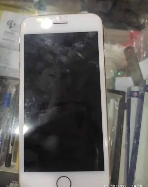 iphone 8 64gb totally original no open and repair 2