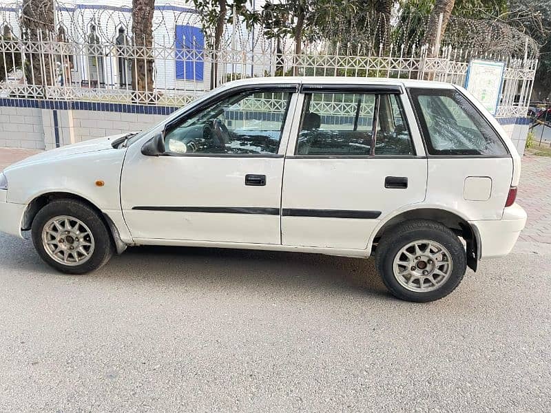 Suzuki Cultus VXR 2010 1