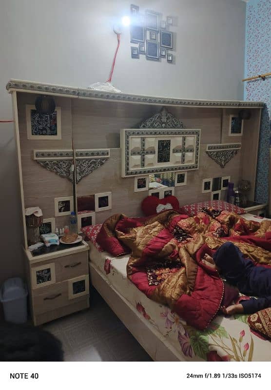 bed room set compelt 4