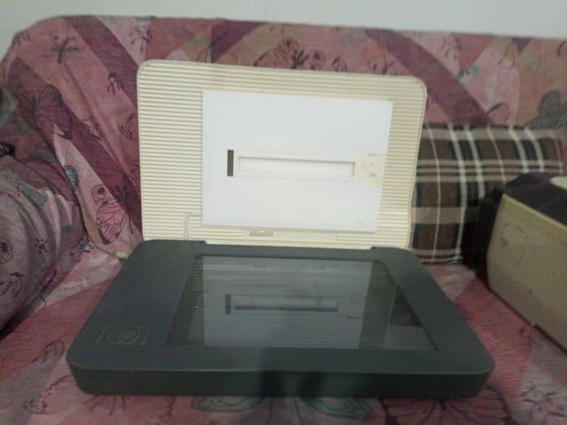 printing machine plus scanner and one scanner 4