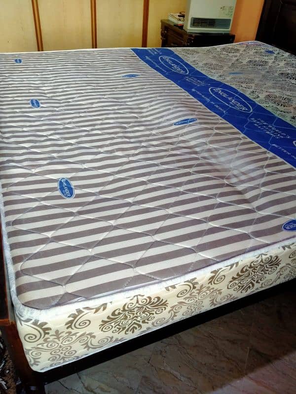 almost new medicated matress 2